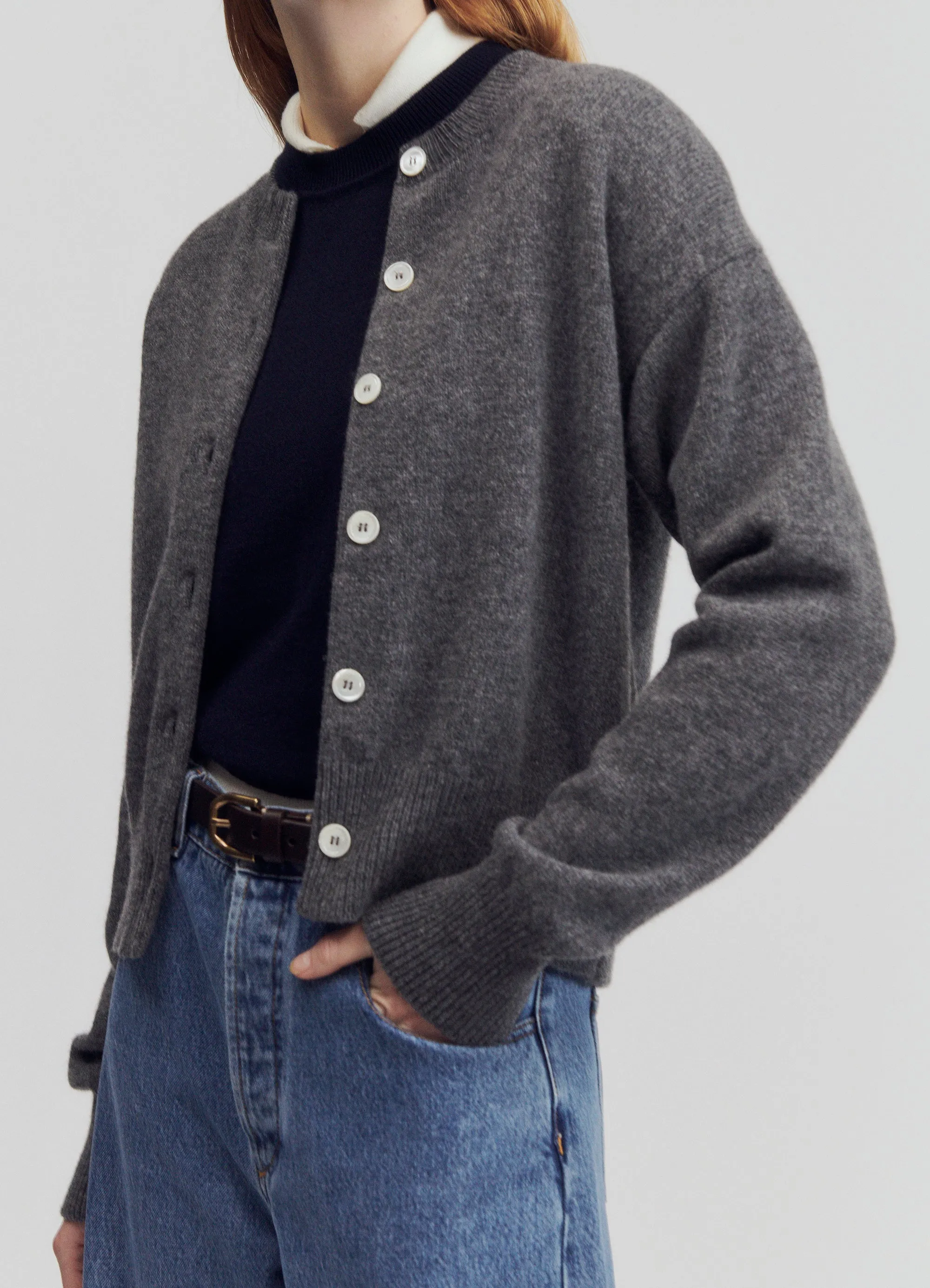 Ada Crewneck Cardigan in Grey