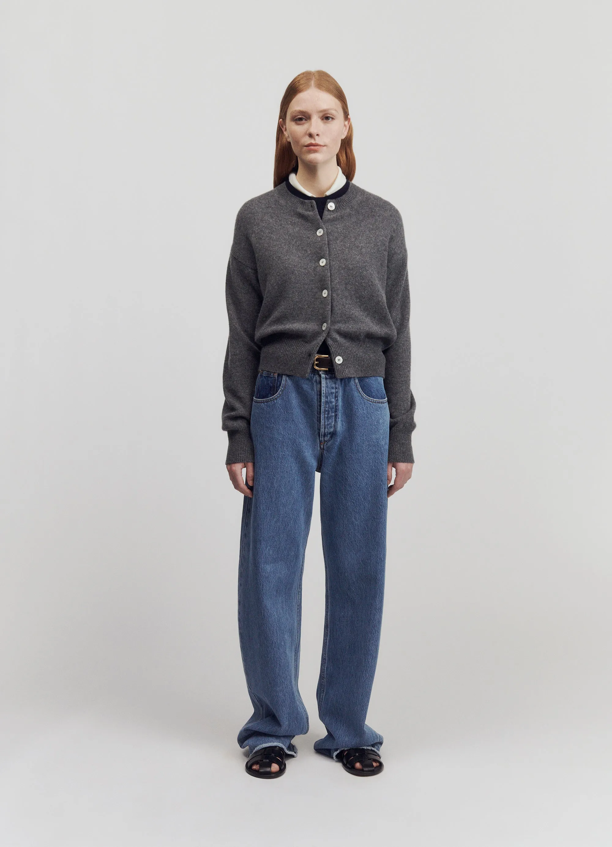 Ada Crewneck Cardigan in Grey
