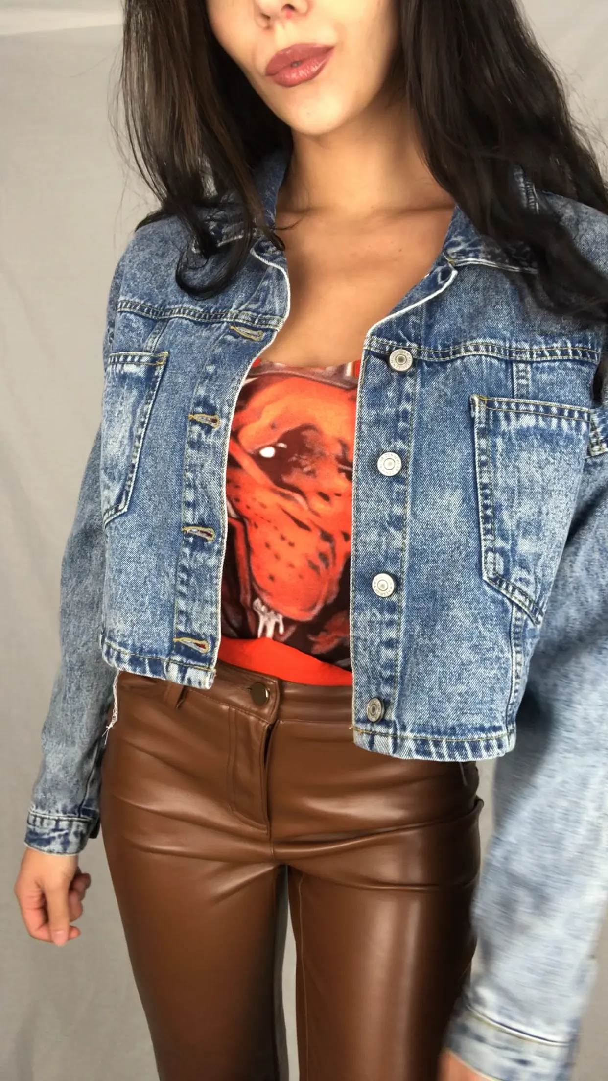 CLEVELAND BROWNS CROPPED DENIM JACKET