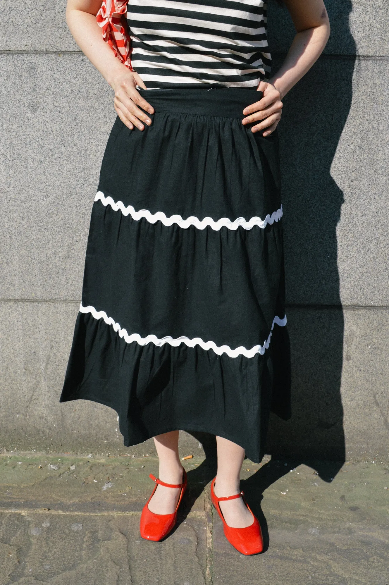 Compania Fantastica Black Midi Skirt