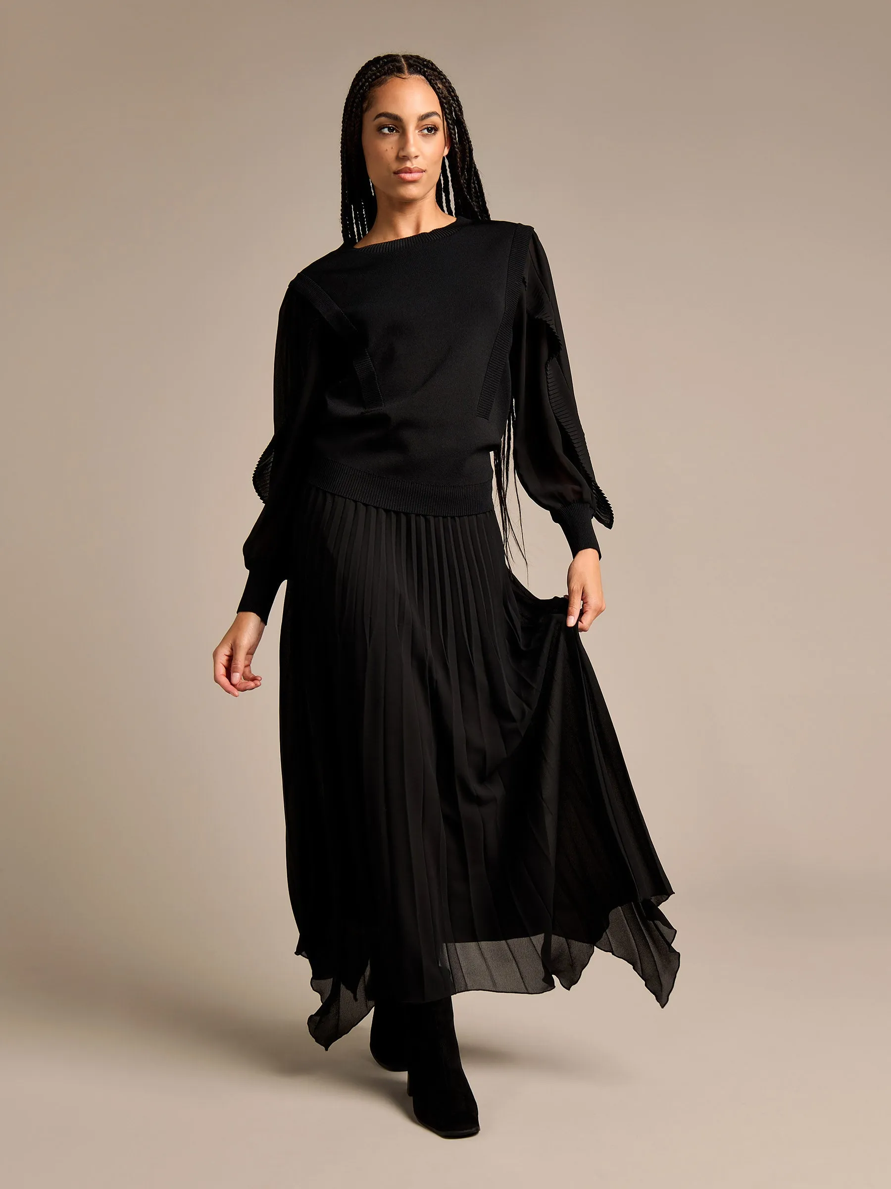 GWD Tammy Hankey Hem Pleated Skirt