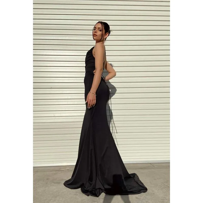 Trumpet/Mermaid Straps Satin Lace-Up Sleeveless Party Dress