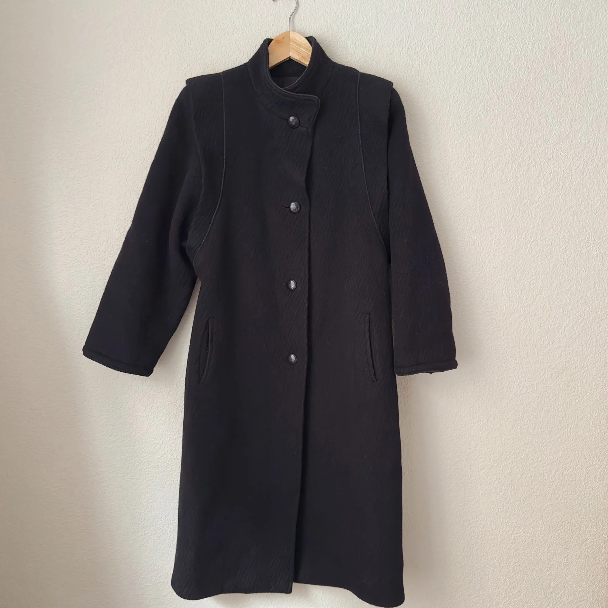 Vintage Black Wool Coat - size S