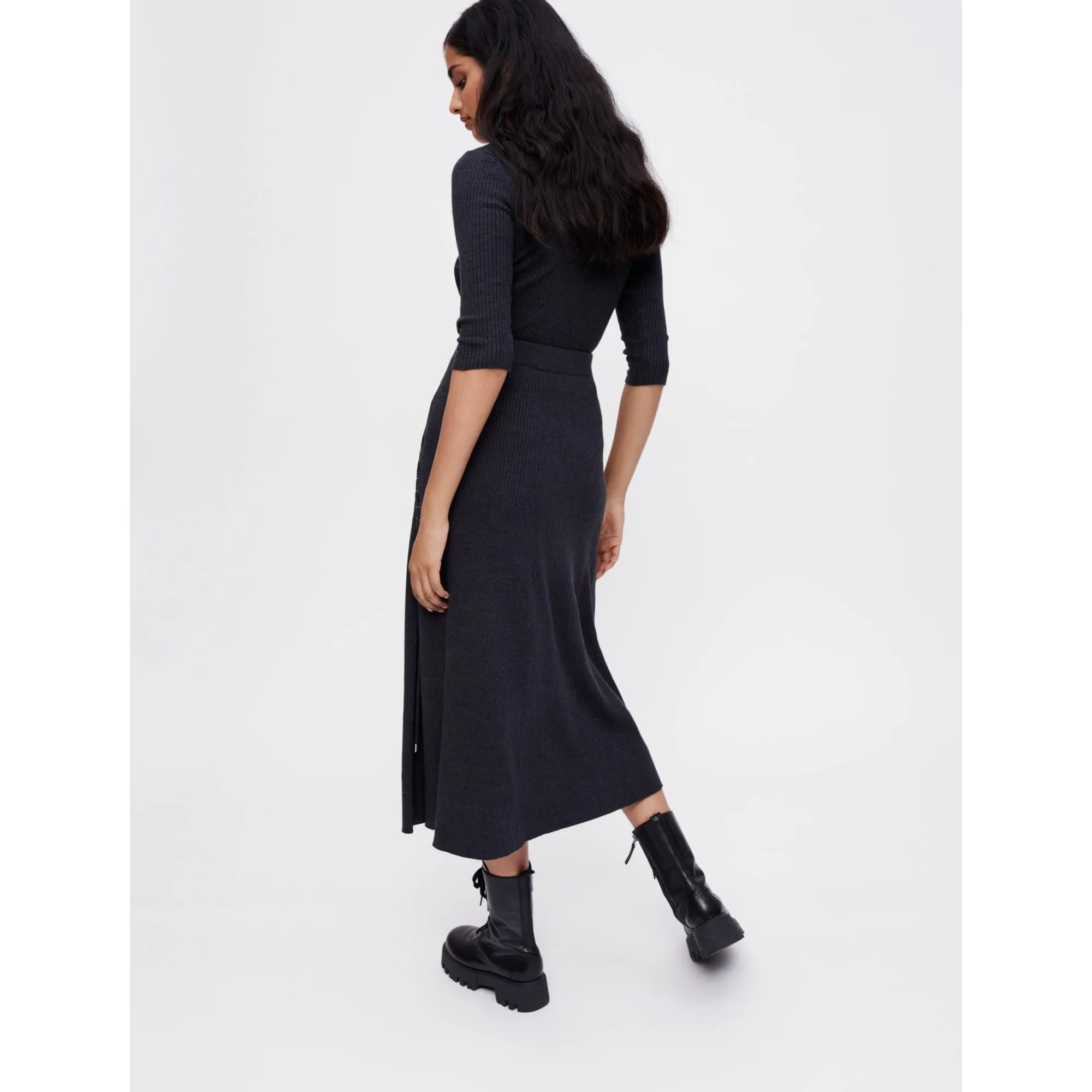 Women Midi Skirt In Silver Eyelet Knit - Grey